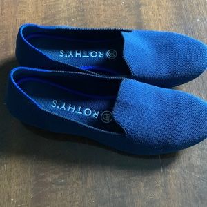EUC Rothy’s navy blue loafers